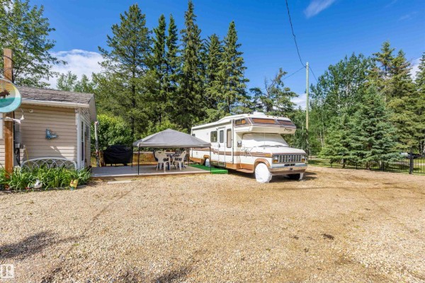 4103 Sylvan Cv, Rural Lac Ste  Anne County, AB T0E1V0 Photo 5