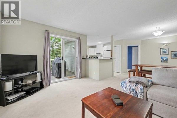 Kitchen - 4105, 7171 Coach Hill Road Sw, Calgary, AB T3H3R7 Photo 5