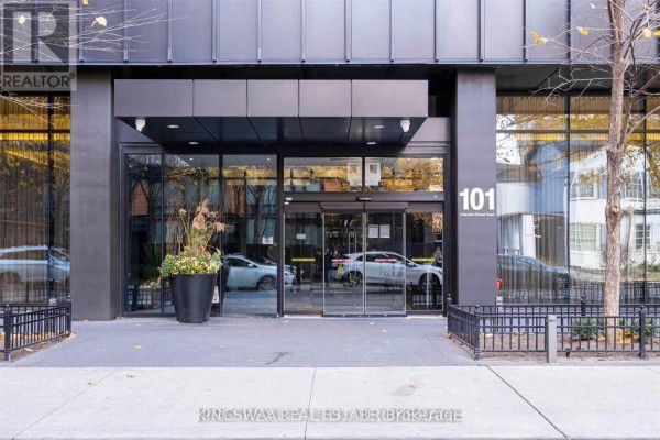 Kitchen - 4105 - 101 Charles Street E, Toronto, ON M4Y1V2 Photo 3