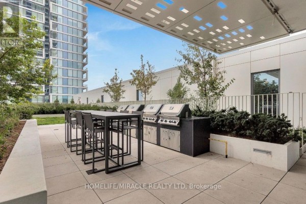 4107 - 950 Portage Parkway, Vaughan, ON L4K0J7 Photo 2