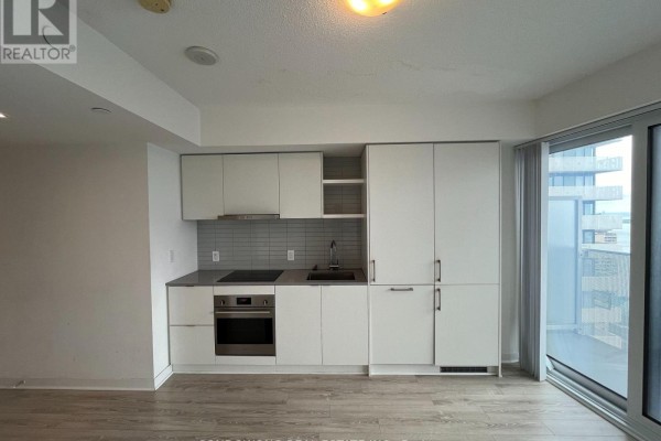 Kitchen - 4108 - 100 Harbour Street, Toronto, ON M5J0B5 Photo 3