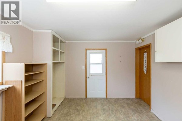 Sunroom - 4108 49a Avenue, Innisfail, AB T4G1J9 Photo 3