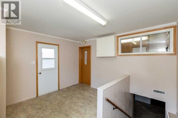 4pc Bathroom - 4108 49a Avenue, Innisfail, AB T4G1J9 Photo 4