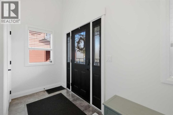 Primary Bedroom - 4109 45 Avenue, Sylvan Lake, AB T4S0B9 Photo 5