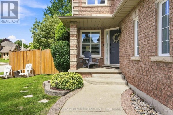 4pc Bathroom - 4109 Forest Run Avenue, Burlington, ON L7M4L7 Photo 4