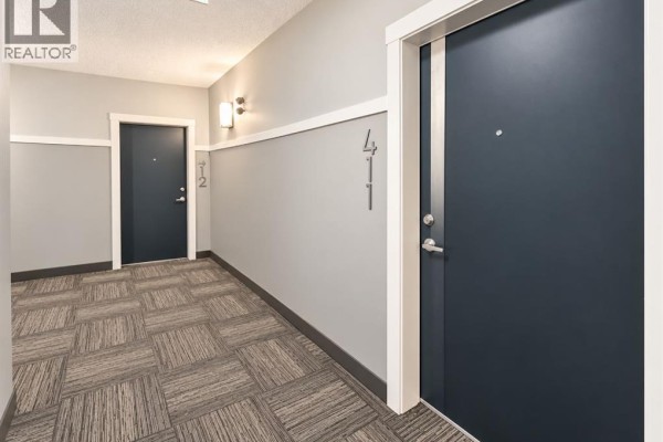 4pc Bathroom - 411, 40 Carrington Plaza Nw, Calgary, AB T3P1X7 Photo 2