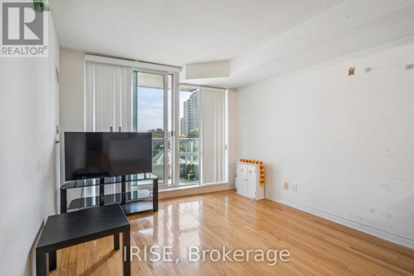 Den - 411 - 33 Elm Drive, Mississauga, ON L5B4L2 Photo 3