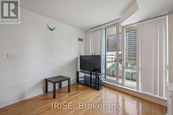 411 - 33 Elm Drive, Mississauga, ON L5B4L2 Photo 5
