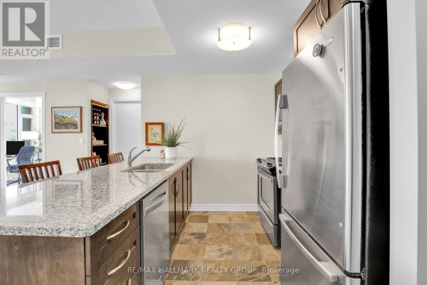 Bathroom - 411 - 575 Byron Avenue, Ottawa, ON K2A1R7 Photo 5