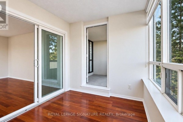 Den - 411 - 7 Bishop Avenue, Toronto, ON M2M4J4 Photo 5