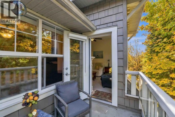 411 960 Lynn Valley Road, North Vancouver