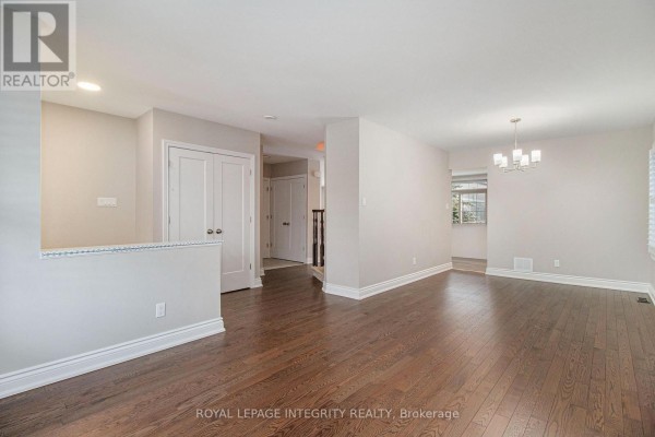 411 Deer View Avenue, Ottawa, ON K1T0B8 Photo 3