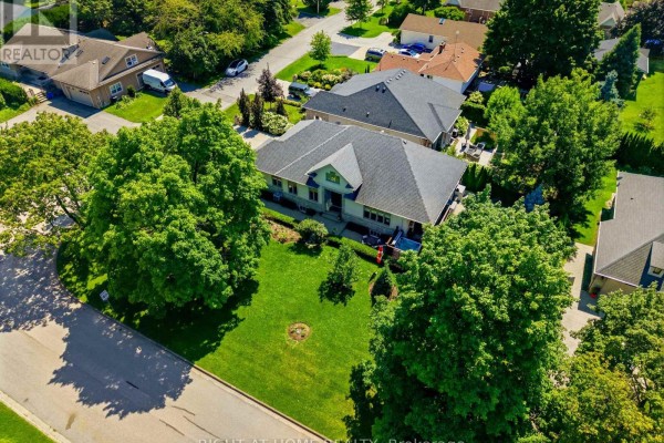 411 Nassau Street, Niagara On The Lake, ON, photo 3