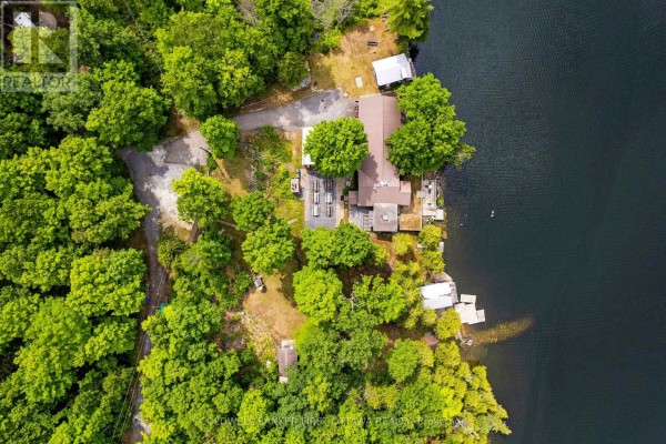 411 Pickerel Bay Road, Lanark Highlands, ON, photo 2
