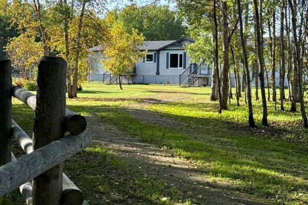 Residential for sale at 41102 Township Road 620, Rural Bonnyville M D , AB - MLS® mkHGrU