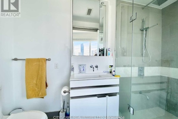 4112 - 197 Yonge Street, Toronto, ON M5B1M4 Photo 4