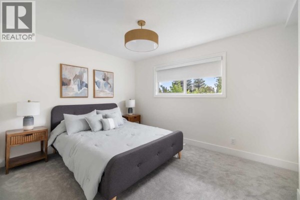 Bedroom - 4112 19 Street Nw, Calgary, AB T2L2B6 Photo 4