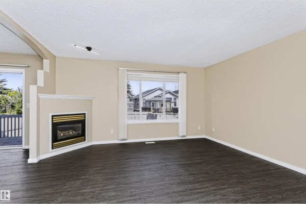 Bedroom 2 - 4112 37a Av Nw, Edmonton, AB T6L7A1 Photo 5