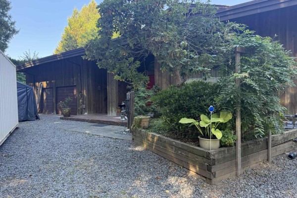 4115 Prairie Street, Abbotsford, BC V4X1X2 Photo 2