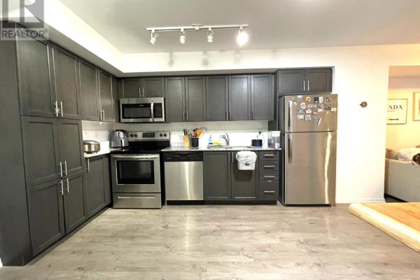 Den - 412 - 3091 Dufferin Street, Toronto, ON M6A0C4 Photo 5