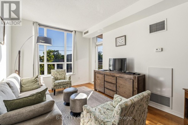 412 - 455 Rosewell Avenue, Toronto, ON M4R2H9 Photo 4