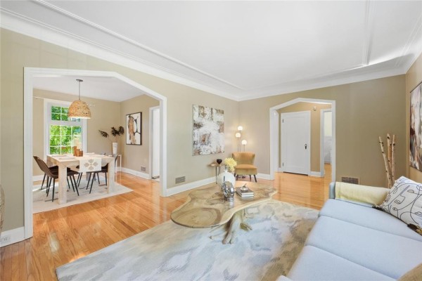 Eat in kitchen - 412 Cambridge Street, Winnipeg, MB R3M3G7 Photo 3