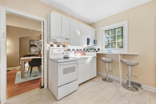 Bedroom - 412 Cambridge Street, Winnipeg, MB R3M3G7 Photo 5