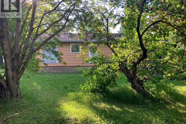 Kitchen - 412 Guloien Avenue, White Fox, SK S0J3B0 Photo 2