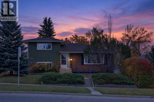 Foyer - 4124 19 Street Nw, Calgary, AB T2L2B6 Photo 4