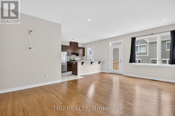 4126 Obsidian Street, Ottawa, ON, photo 3