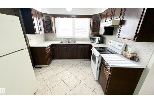4128 110 St Nw, Edmonton, AB, photo 3