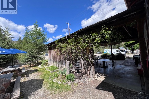 4128 3 Highway, Rock Creek, BC V0H1Y0 Photo 5