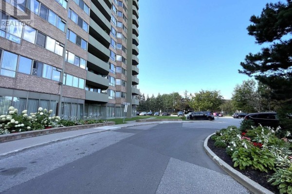 413 - 30 Thunder Grove, Toronto, ON, photo 3