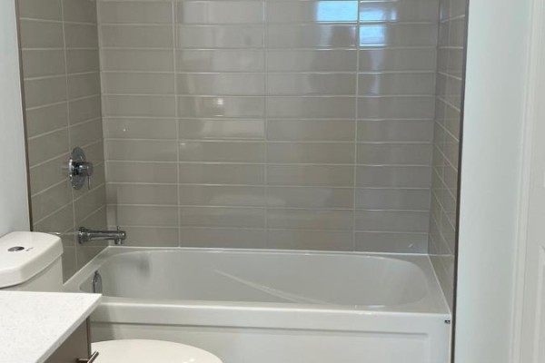 Bathroom - 413 - 525 New Dundee Road, Kitchener, ON N2P0K8 Photo 4