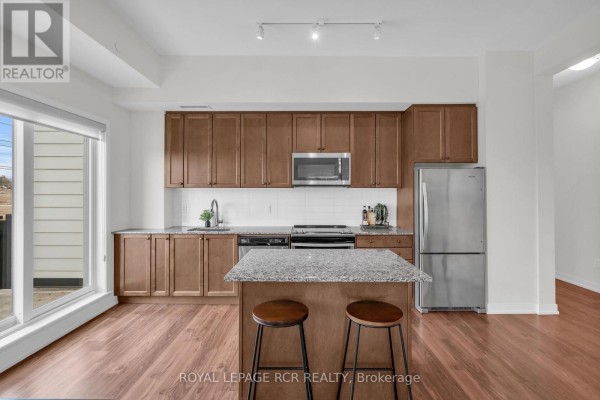 Kitchen - 413 - 555 William Graham Drive, Aurora, ON L4G3H9 Photo 5