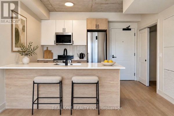 Kitchen - 413 - 810 King Street W, Hamilton, ON L8S0A7 Photo 3