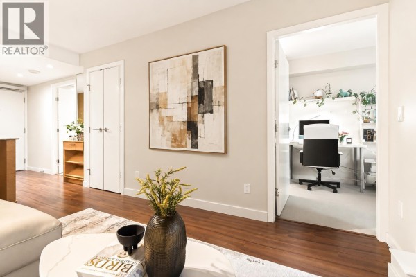 413 135 E 17 Street, North Vancouver, BC V7L0C4 Photo 2