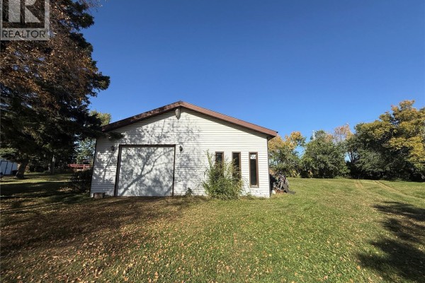 413 1st Avenue S, St  Gregor, SK S0K3X0 Photo 4