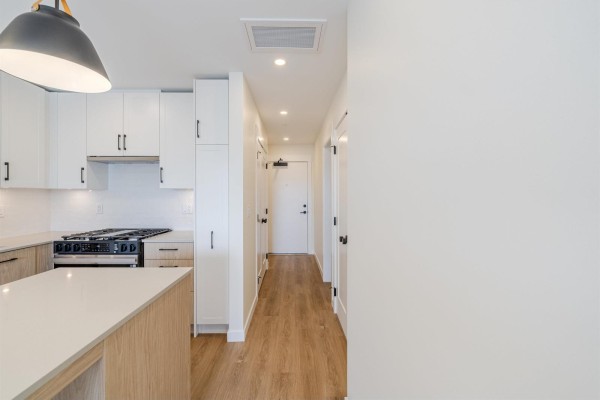 413 27218 Aldergrove Town Centre Drive, Langley, BC V4W3N7 Photo 5