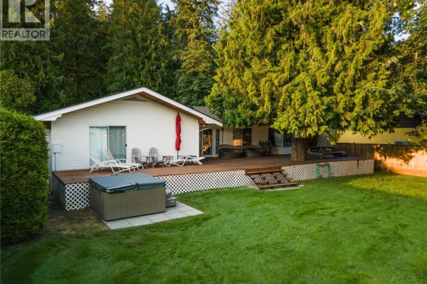 Bedroom - 413 97a Highway, Sicamous, BC V0E2V1 Photo 5