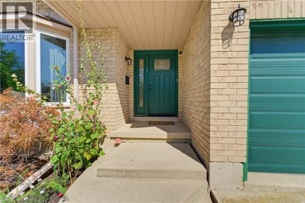 Recreation room - 413 Acadia Drive, Hamilton, ON L8W2R4 Photo 3