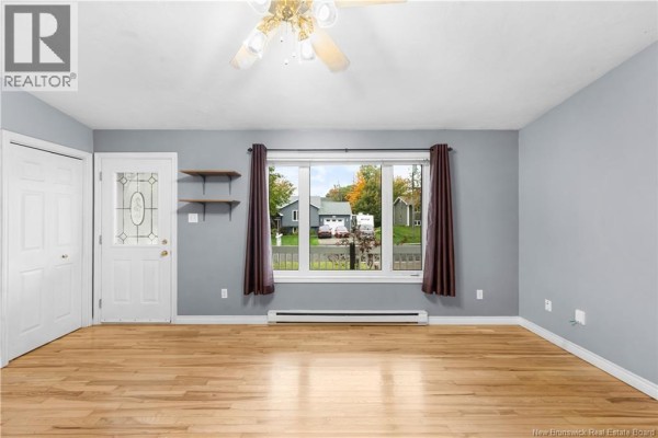 Family room - 413 Mandeville Street, Dieppe, NB E1A6W1 Photo 5