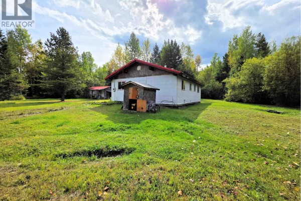 4135 W 16 Highway, Dome Creek, BC, photo 3