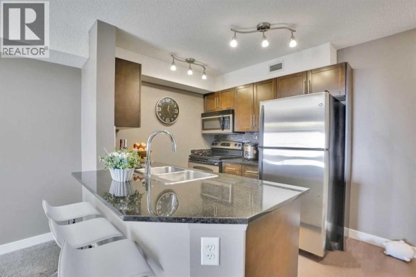 4pc Bathroom - 414, 7210 80 Avenue Ne, Calgary, AB T3J0N7 Photo 5