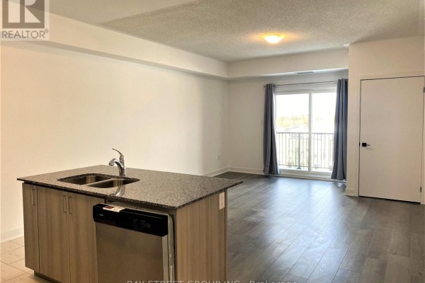 414 - 4 Spice Way, Barrie, ON, photo 3