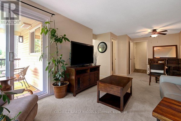 414 - 6470 Bilberry Drive, Ottawa, ON K1C4P1 Photo 5