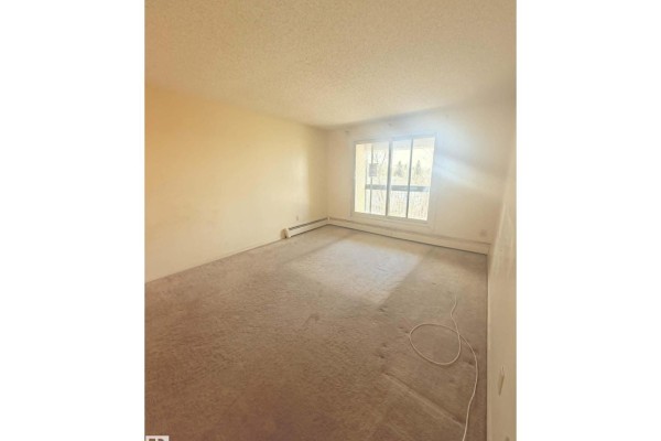 #414 4810 Mill Woods Rd S Nw, Edmonton, AB T6L5N9 Photo 2