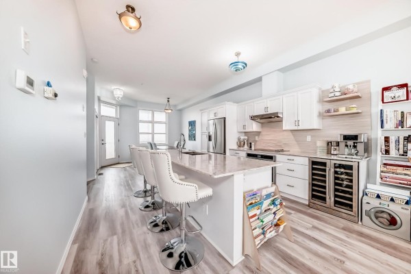 #414 9507 101 Av Nw, Edmonton, AB T5H4R1 Photo 3