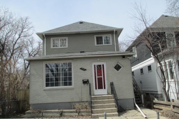 Primary Bedroom - 414 Aikins Street, Winnipeg, MB R2W4H5 Photo 3
