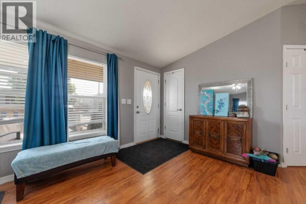Primary Bedroom - 414 Conductor Boulevard, Coaldale, AB T1M1P8 Photo 4